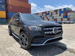 奔驰GLS450  22款 GLS450 7座 豪华包 运动包 雷测包 科技包 加规