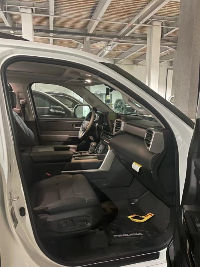 红杉 2022款 5.7L 四驱 Limited 加规