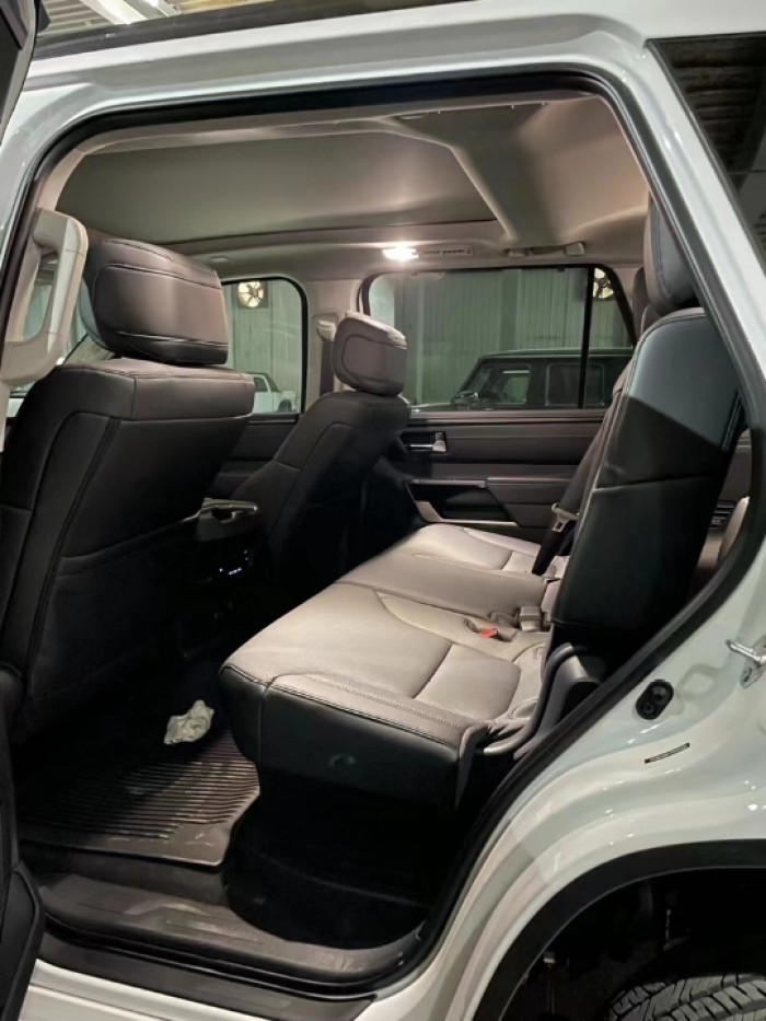 红杉 2022款 5.7L 四驱 Limited 加规