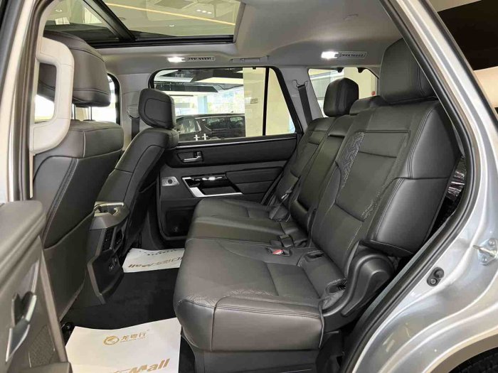 红杉 2023款 3.5T 混动 四驱 Limited 美规