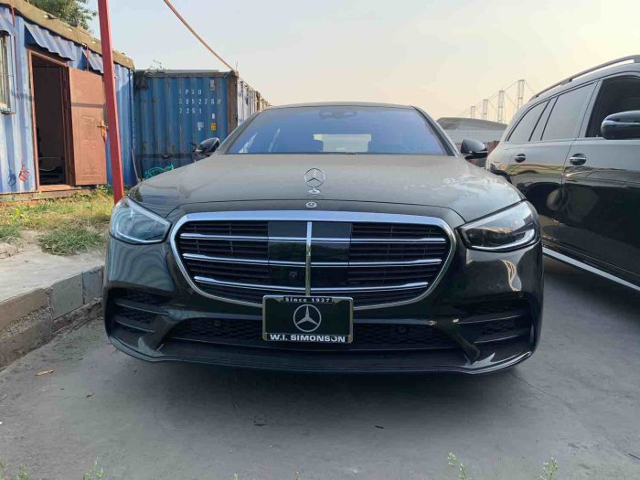 奔驰S级 2023款 S500 四驱 长轴 AMG 3D科技包 美规