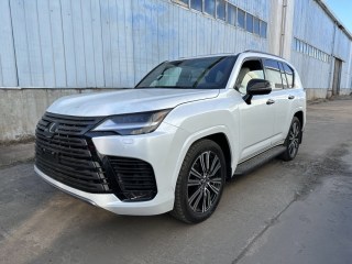 雷克萨斯LX600  22款 LX600 Luxury豪华 美规