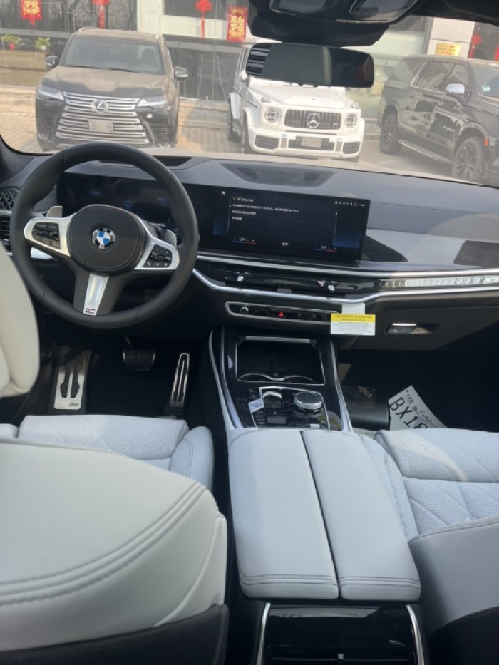 宝马X7 2023款 xDrive40i M运动 M运动Pro 美规