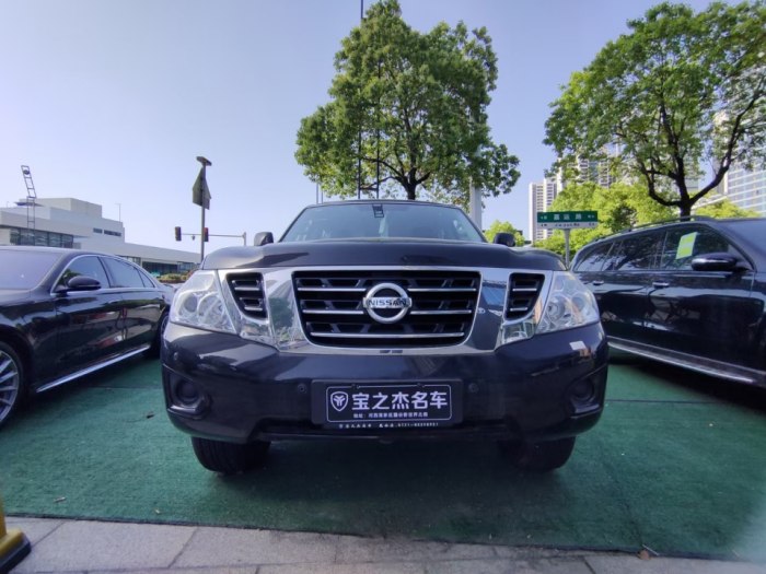 途乐Y62 4.0 2019款 4.0L XE 中东