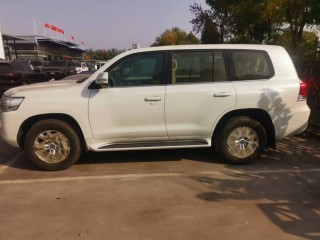 酷路泽5700  21款 5.7L VX-R  中东