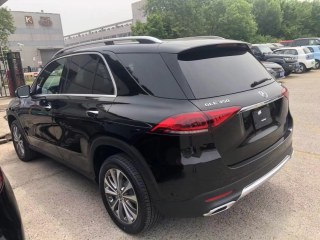 奔驰GLE350 2023款 GLE350 四驱 豪华包 美规