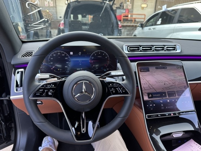 奔驰S级 2023款 S500 四驱 长轴 AMG 温暖舒适包 美规
