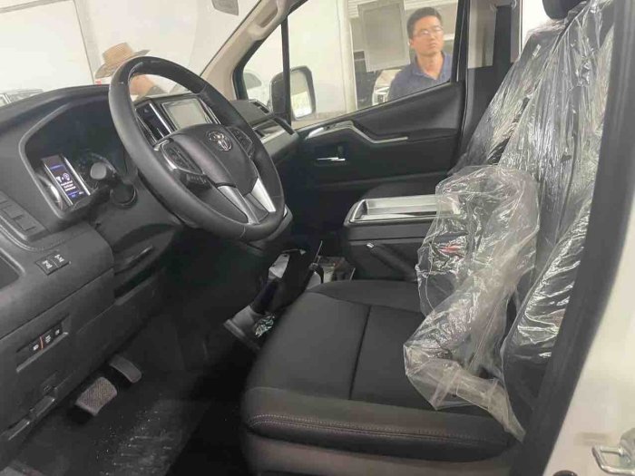 Granvia格兰维亚 2023款 3.5L Premium高级 雷测 中东