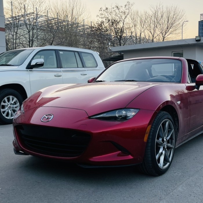 马自达MX-5 2022款 2.0L 自动 硬顶敞篷 墨规