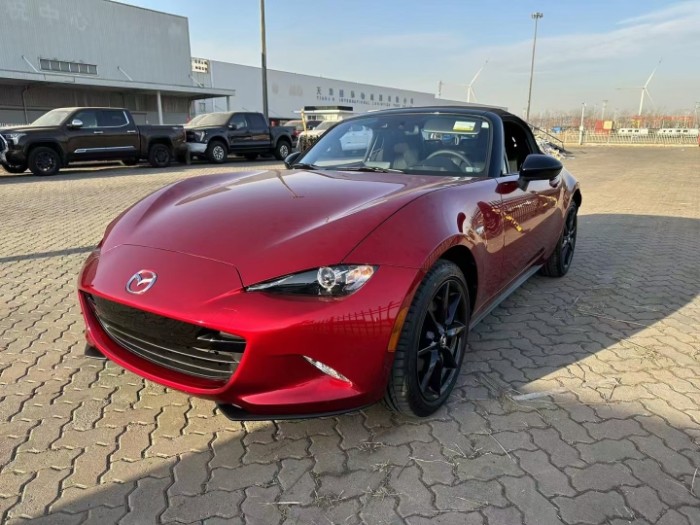 马自达MX-5 2022款 2.0L 手动 软顶敞篷 加规