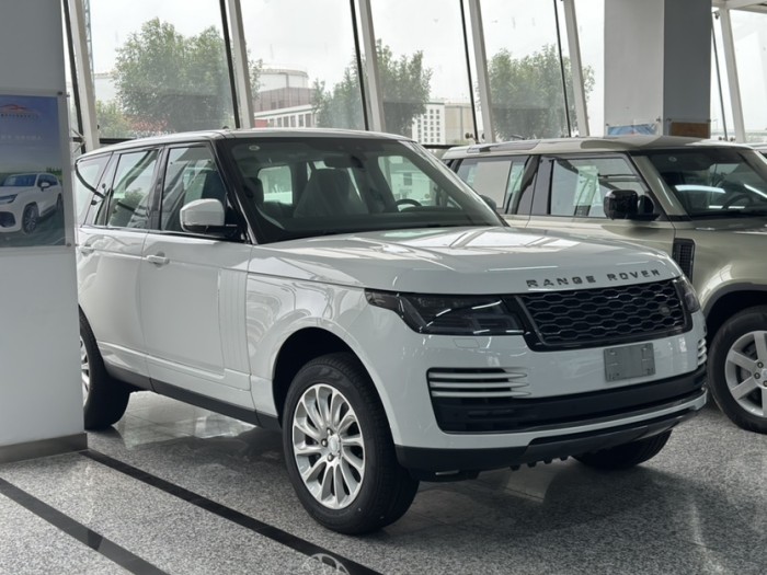 揽胜行政3.0汽油 2021款 3.0T P400 汽油 HSE 欧规