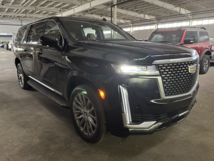 凯雷德 2022款 6.2L ESV加长 四驱 Premium Luxury Platinum 加规