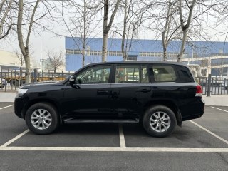 酷路泽5700  21款 5.7L VX-R  中东