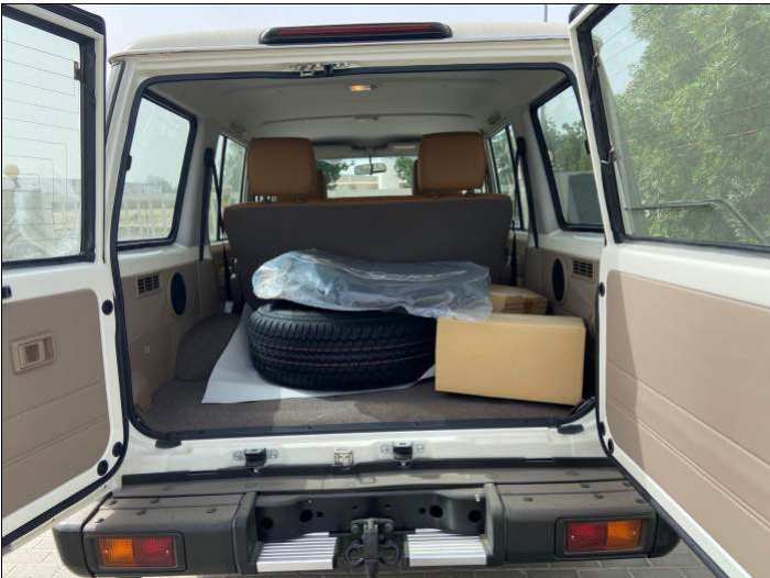 酷路泽LC76 2022款 LC76 4.0L 70周年纪念版 中东