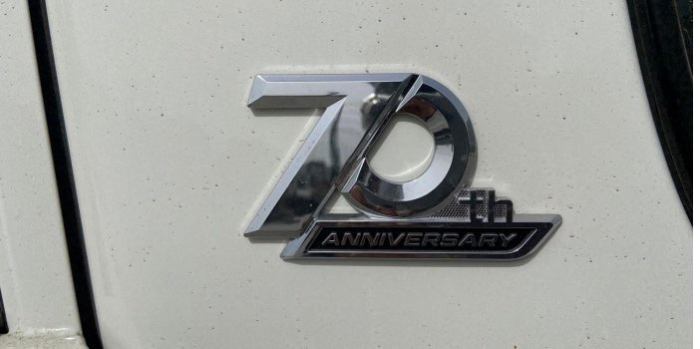 酷路泽LC76 2022款 LC76 4.0L 70周年纪念版 中东