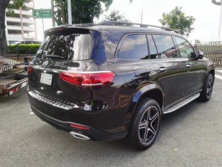 奔驰GLS450  23款 GLS450 6座 AMG包 雷测包 抬显 电吸 美规