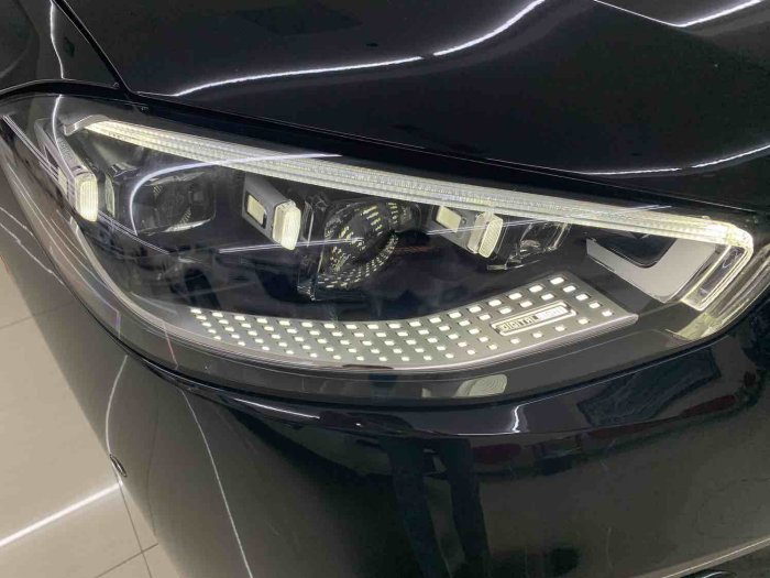 奔驰S级 2022款 S500 长轴 四驱 加规