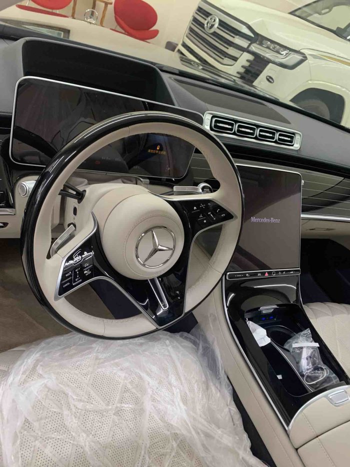 奔驰S级 2022款 S500 长轴 四驱 加规
