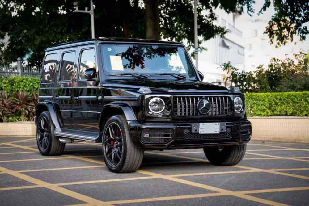 >平行进口车>图片>奔驰g63 amg  23款 g63 欧规经销商报价305万起询