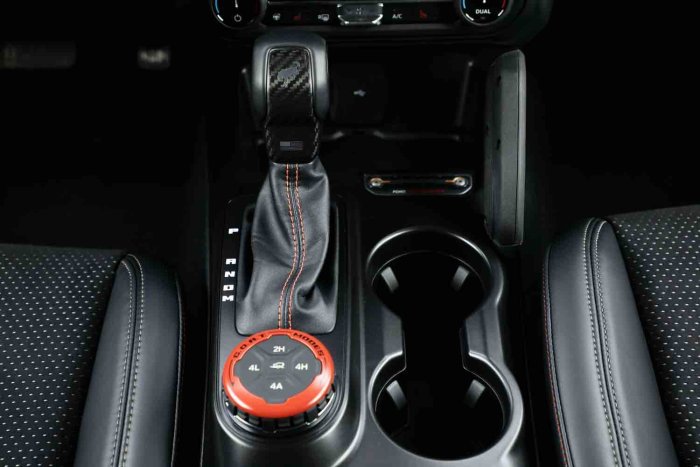 福特bronco烈马 2023款 3.0T 四门 Raptor猛禽 加规