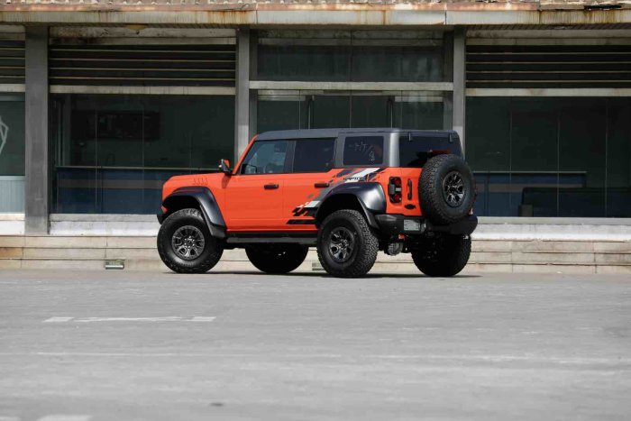 福特bronco烈马 2023款 3.0T 四门 Raptor猛禽 加规