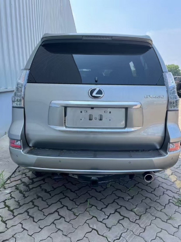 雷克萨斯GX460 2023款 GX460 高级加强包 美规