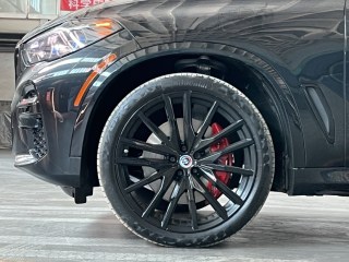 宝马X5 2022款 xDrive40i M运动 大豪华包  加规