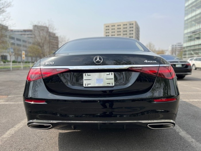 奔驰S级 2023款 S500 四驱 长轴 美规