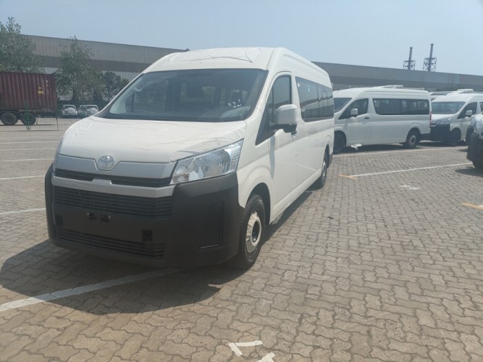 海狮HIACE 2023款 3.5L 自动 13座 中东