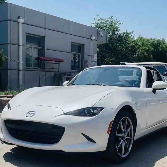 马自达MX-5 2022款 2.0L 自动 硬顶敞篷 墨规