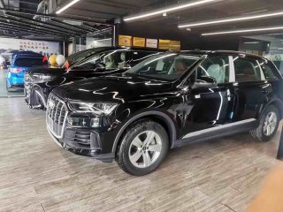 奥迪Q7  23款 3.0T 标准型 欧规
