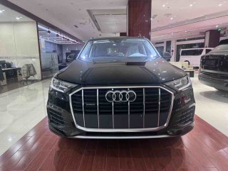 奥迪Q7  23款 3.0T 5座 标准 欧规