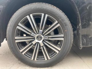 雷克萨斯LX570 2021款 LX570 限量 S 中东
