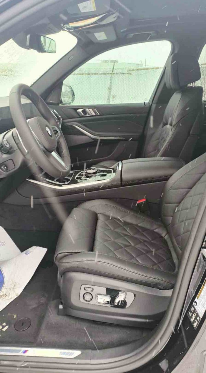 宝马X5 2024款 xDrive40i M运动 大豪华包 加规