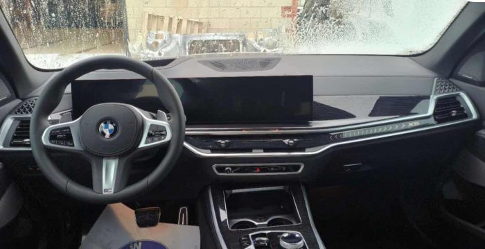 宝马X5 2024款 xDrive40i M运动 大豪华包 加规