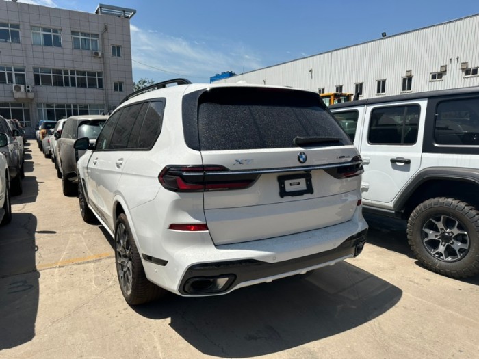 宝马X7 2023款 xDrive40i M运动 M运动Pro 美规