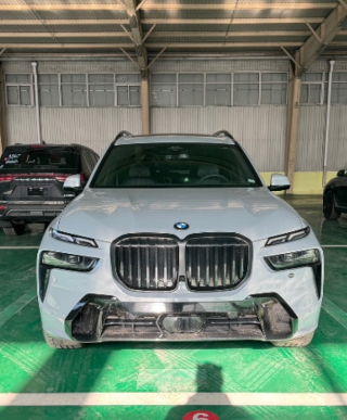 宝马X7  23款 xDrive40i M运动 豪华包 美规