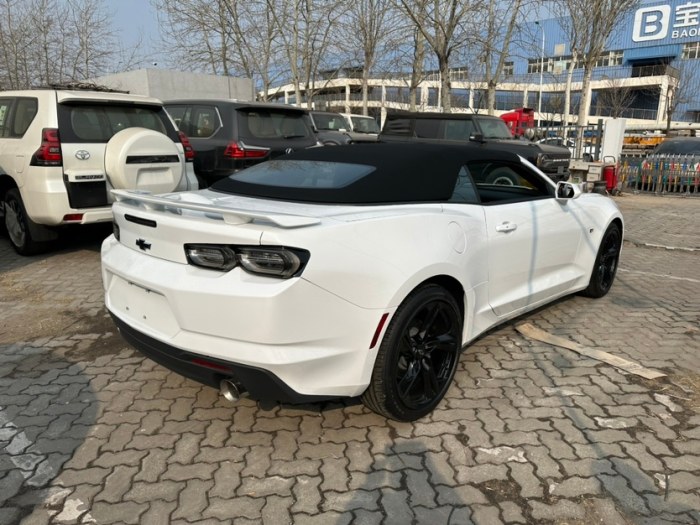 科迈罗 2022款 2.0T 自动 2LT 软顶敞篷 加规