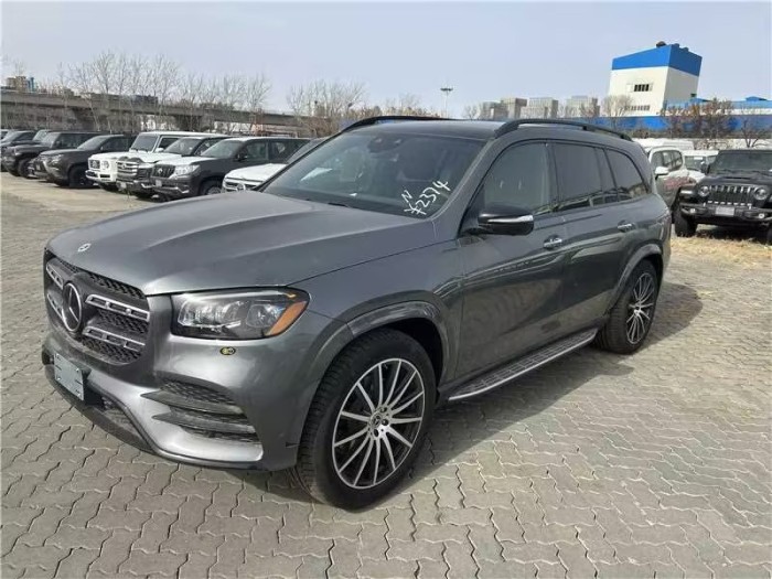 奔驰GLS450 2023款 GLS450 6座 AMG包 美规