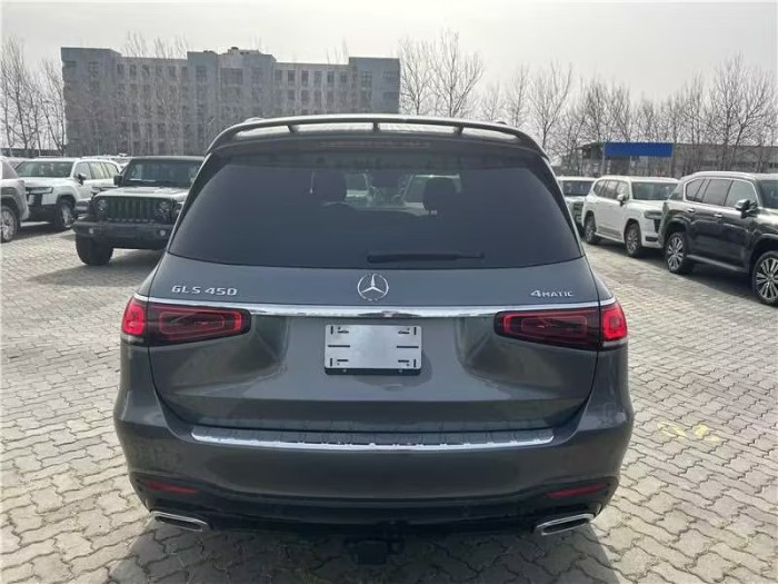 奔驰GLS450 2023款 GLS450 6座 AMG包 美规
