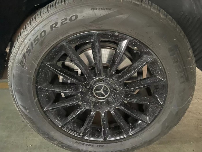 奔驰G400d 2023款 G400d 欧规