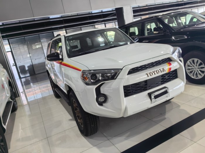 4Runner超霸 2023款 4.0L 40周年纪念版 加规