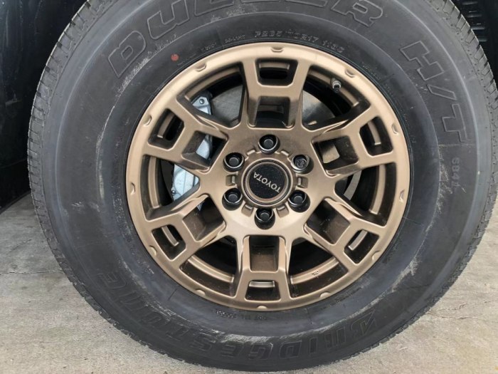 4Runner超霸 2023款 4.0L 40周年纪念版 加规