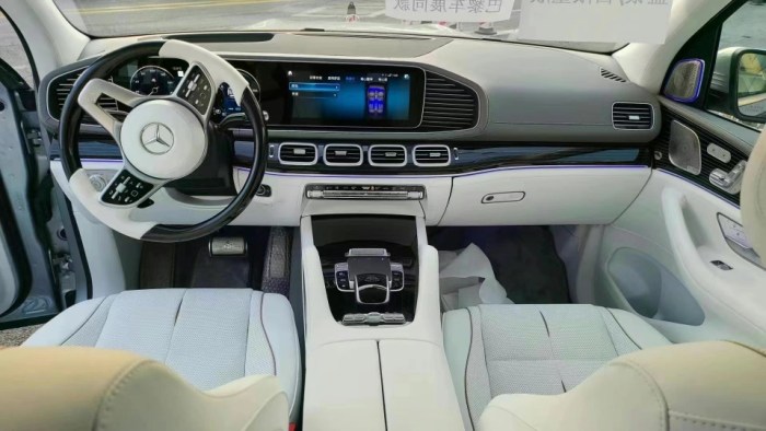 迈巴赫GLS600 2023款 迈巴赫GLS600 美规