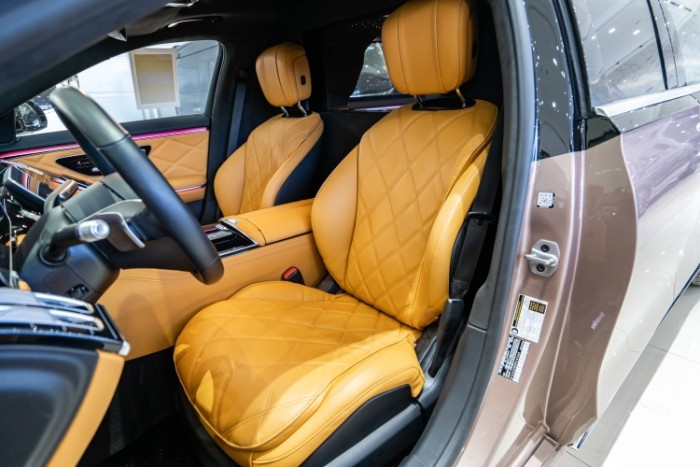 奔驰S级 2023款 S500 四驱 长轴 AMG 3D科技包 美规