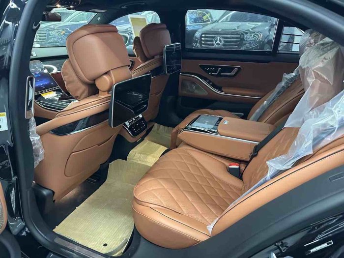 奔驰S级 2022款 S580 长轴 四驱 美规