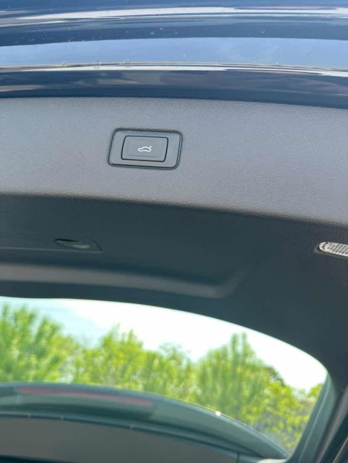 奥迪Q7 2023款 2.0T 标准型 欧规