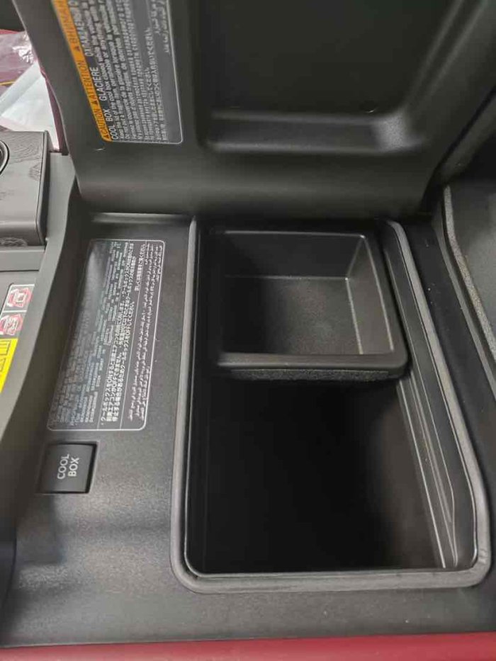 雷克萨斯LX600 2022款 LX600 7座 Signature签名版 中东
