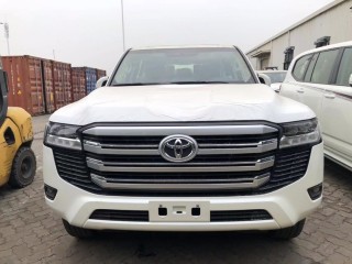 酷路泽4000  24款 4.0L GX-R 八气 18轮 中东