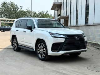 雷克萨斯LX600  23款 LX600 7座 Luxury豪华 加规